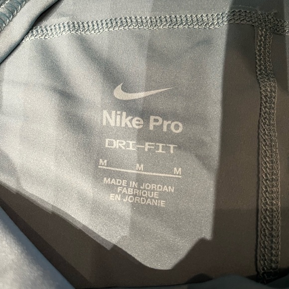 Nike Pro Shorts - Picture 3 of 3